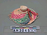 藏品(草編童玩帽)的圖片